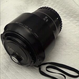 Minolta AF 80-200mm f/4.5-5.6 Zoom Lens  A- Mount Clean Optics Vintage Telephoto